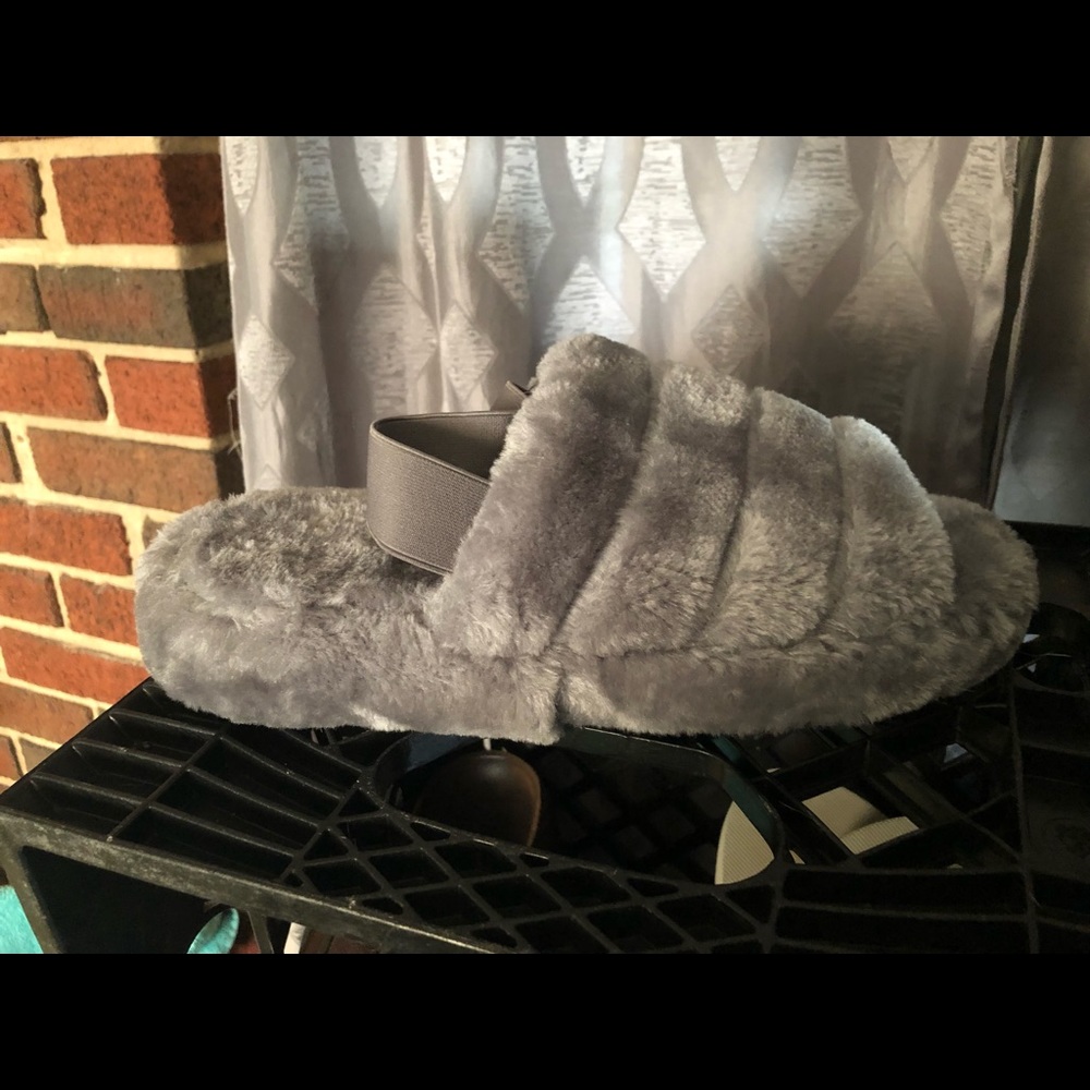 Women’s slippers